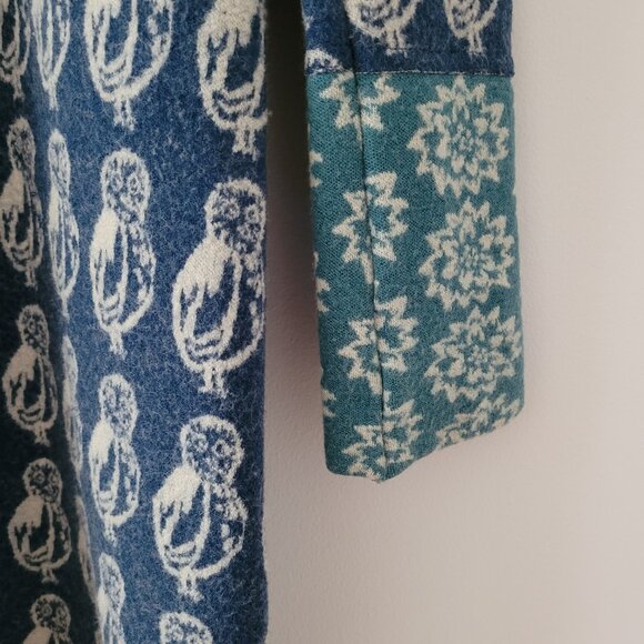 Made in Canada 100% Wool Virginia Johnson Dress-Medium - Picture 3 of 10